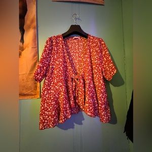 Selling a shirt, sweater and two winter jackets. Never been worn. Sizes are M-XL